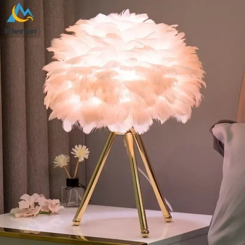 Nordic Feather LED Table Lamp
